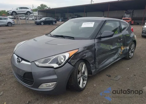 2012 Hyundai Veloster Base W/Black z USA, uszkodzony, nr VIN KMHTC6AD3CU069427